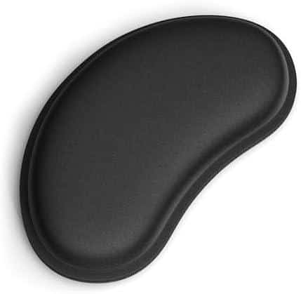 The product being discussed is the Gomin Handballenauflage, a wrist rest pad designed for use with a mouse and keyboard, aimed at providing ergonomic support during prolonged computer use. Here’s a breakdown of the feedback and features associated with